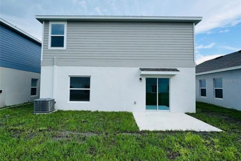 House in Winter Haven, Florida 4 bedrooms, 174.56 sq.m. № 1875856 - photo 11