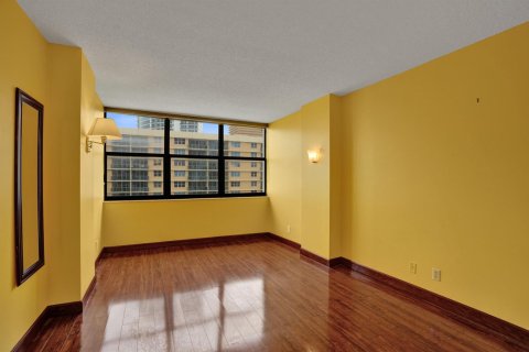Condominio en venta en Hollywood, Florida, 2 dormitorios, 102.19 m2 № 2182558 - foto 30