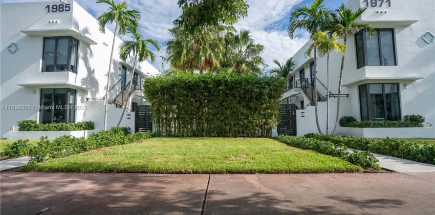 Appartement à Miami Beach, Floride 2 chambres, 68.47 m2 № 1950482