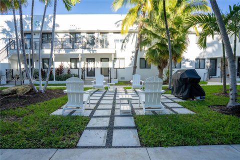 Appartement à louer à Miami Beach, Floride: 2 chambres, 68.47 m2 № 1950482 - photo 20