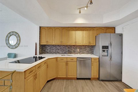 Купить кондоминиум в Майами, Флорида 1 спальня, 79.99м2, № 1809182 - фото 4