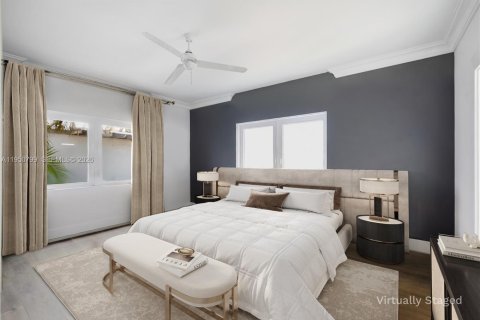 House in Miami Beach, Florida 3 bedrooms, 186.83 sq.m. № 2017698 - photo 17