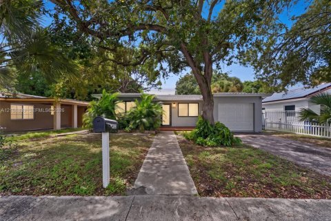 Villa ou maison à Fort Lauderdale, Floride 2 chambres, 80.27 m2 № 2406205