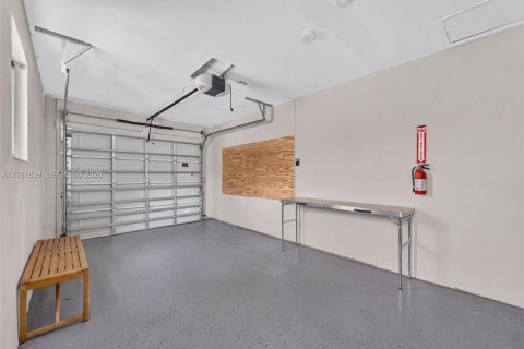Villa ou maison à vendre à Fort Lauderdale, Floride: 2 chambres, 80.27 m2 № 2406205 - photo 7