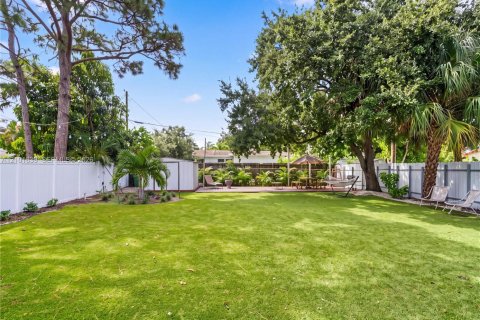 Villa ou maison à vendre à Fort Lauderdale, Floride: 2 chambres, 80.27 m2 № 2406205 - photo 19