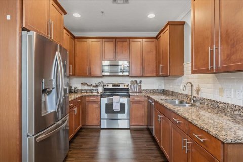 Townhouse in Orlando, Florida 3 bedrooms, 199.37 sq.m. № 2092427 - photo 18