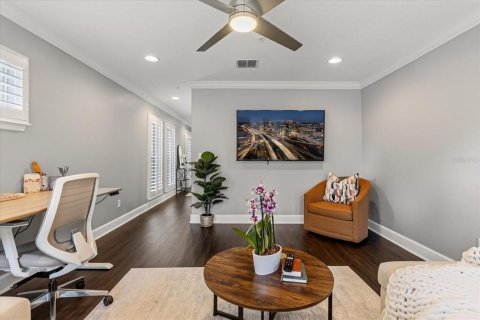 Townhouse in Orlando, Florida 3 bedrooms, 199.37 sq.m. № 2092427 - photo 11