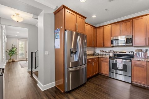 Townhouse in Orlando, Florida 3 bedrooms, 199.37 sq.m. № 2092427 - photo 17