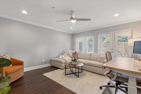 Townhouse in Orlando, Florida 3 bedrooms, 199.37 sq.m. № 2092427 - photo 8