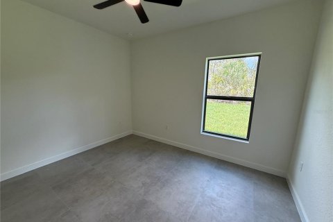 Villa ou maison à louer à North Port, Floride: 3 chambres, 158.49 m2 № 2096904 - photo 17