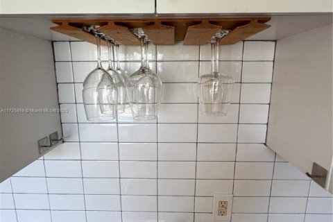 Copropriété à vendre à Miami Beach, Floride: 2 chambres, 82.68 m2 № 1859861 - photo 4