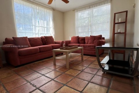 Copropriété à vendre à Miami Beach, Floride: 2 chambres, 82.68 m2 № 1859861 - photo 13