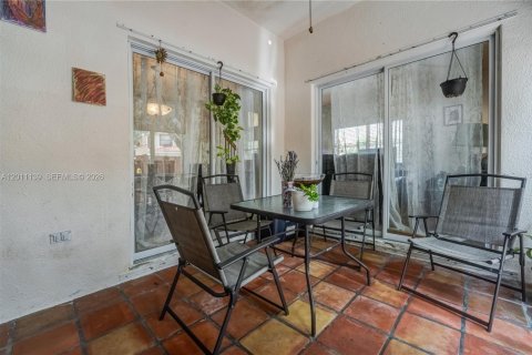 Adosado en venta en Weston, Florida, 3 dormitorios, 127.09 m2 № 2076595 - foto 29