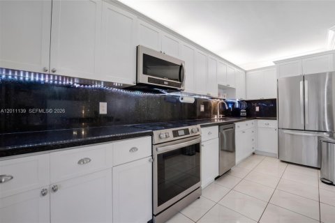 Adosado en venta en Weston, Florida, 3 dormitorios, 127.09 m2 № 2076595 - foto 5