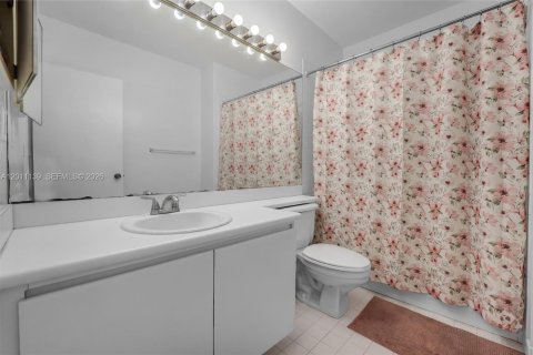 Adosado en venta en Weston, Florida, 3 dormitorios, 127.09 m2 № 2076595 - foto 17