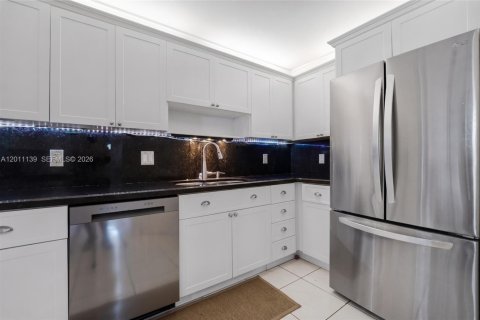 Adosado en venta en Weston, Florida, 3 dormitorios, 127.09 m2 № 2076595 - foto 7