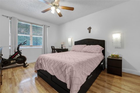 Adosado en venta en Weston, Florida, 3 dormitorios, 127.09 m2 № 2076595 - foto 9