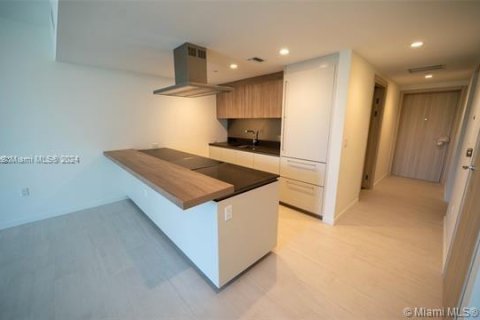 Condominio en venta en Miami, Florida, 1 dormitorio, 94.95 m2 № 1980048 - foto 6
