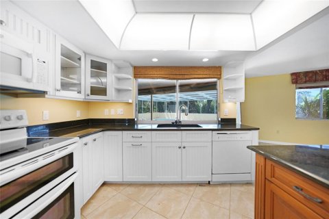 Casa en venta en Port Charlotte, Florida, 4 dormitorios, 215.16 m2 № 1342271 - foto 6