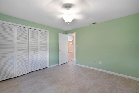 Casa en venta en Port Charlotte, Florida, 4 dormitorios, 215.16 m2 № 1342271 - foto 29