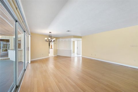 Casa en venta en Port Charlotte, Florida, 4 dormitorios, 215.16 m2 № 1342271 - foto 10