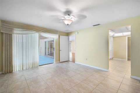 Casa en venta en Port Charlotte, Florida, 4 dormitorios, 215.16 m2 № 1342271 - foto 23