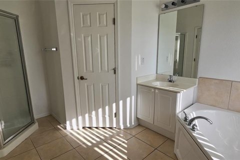 Touwnhouse à vendre à Kissimmee, Floride: 4 chambres, 174.66 m2 № 1894332 - photo 8