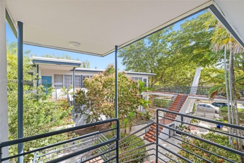 Снять в аренду кондоминиум в Майами-Бич, Флорида 2 спальни, 69.68м2, № 2048708 - фото 19