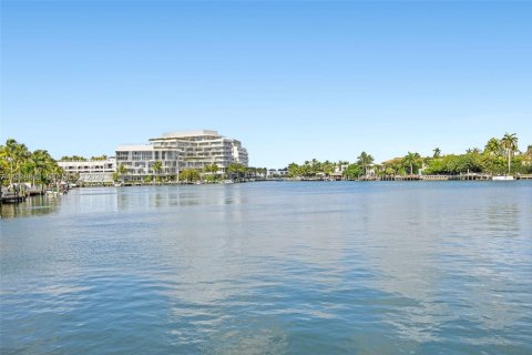 Снять в аренду кондоминиум в Майами-Бич, Флорида 2 спальни, 69.68м2, № 2048708 - фото 27