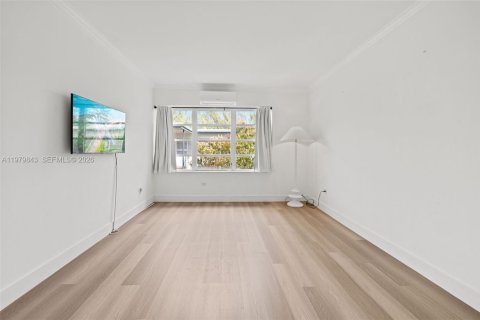 Снять в аренду кондоминиум в Майами-Бич, Флорида 2 спальни, 69.68м2, № 2048708 - фото 11