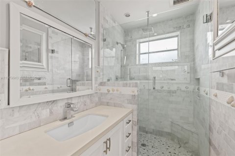 Снять в аренду кондоминиум в Майами-Бич, Флорида 2 спальни, 69.68м2, № 2048708 - фото 15