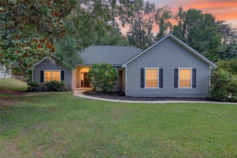 House in Gainesville, Florida 4 bedrooms, 203.55 sq.m. № 2361460