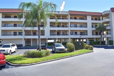 Condo in Tierra Verde, Florida, 2 bedrooms  № 2349536 - photo 2
