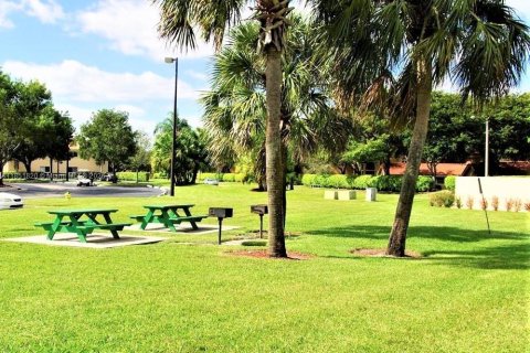 Condo in Margate, Florida, 1 bedroom  № 1871427 - photo 20