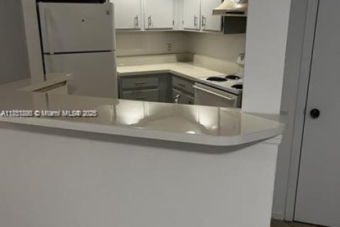 Condo in Margate, Florida, 1 bedroom  № 1871427 - photo 3