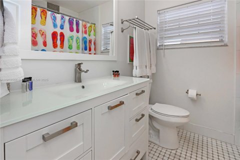 Купить виллу или дом в Холливуд, Флорида 3 спальни, 139.35м2, № 1968175 - фото 20