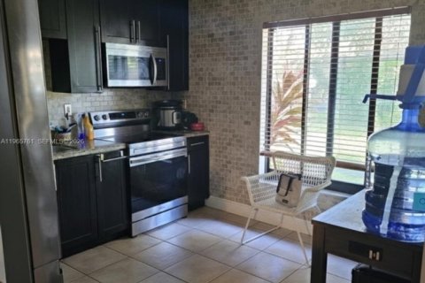 Снять в аренду виллу или дом в Дейви, Флорида 2 спальни, 122.63м2, № 2027375 - фото 24