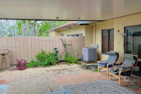 Снять в аренду виллу или дом в Дейви, Флорида 2 спальни, 122.63м2, № 2027375 - фото 12