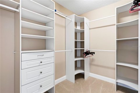 Villa ou maison à vendre à Orlando, Floride: 5 chambres, 306.67 m2 № 2322352 - photo 2