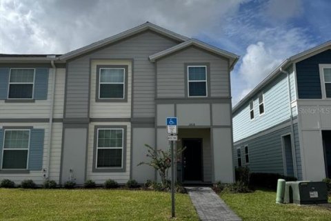 Touwnhouse à vendre à Davenport, Floride: 5 chambres, 213.02 m2 № 1840625 - photo 2