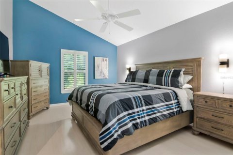 Villa ou maison à vendre à Tampa, Floride: 2 chambres, 164.53 m2 № 2235502 - photo 24