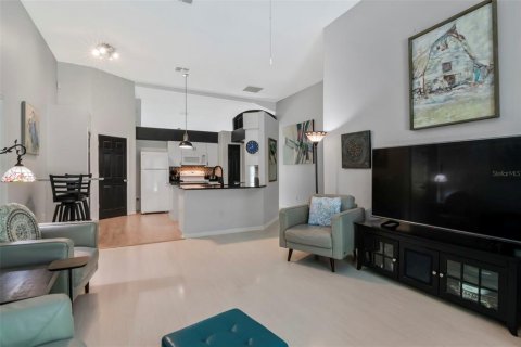 Villa ou maison à vendre à Tampa, Floride: 2 chambres, 164.53 m2 № 2235502 - photo 12