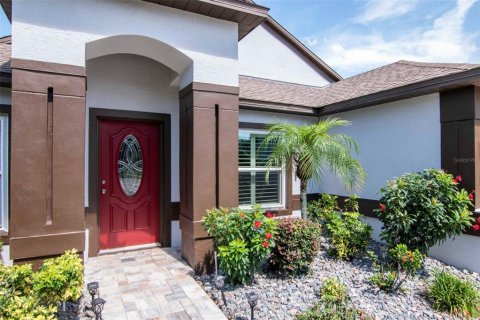 Villa ou maison à vendre à Tampa, Floride: 2 chambres, 164.53 m2 № 2235502 - photo 2