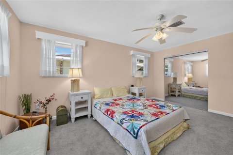 Villa ou maison à vendre à New Smyrna Beach, Floride: 2 chambres, 197.14 m2 № 2344898 - photo 14