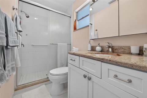 Villa ou maison à vendre à New Smyrna Beach, Floride: 2 chambres, 197.14 m2 № 2344898 - photo 17