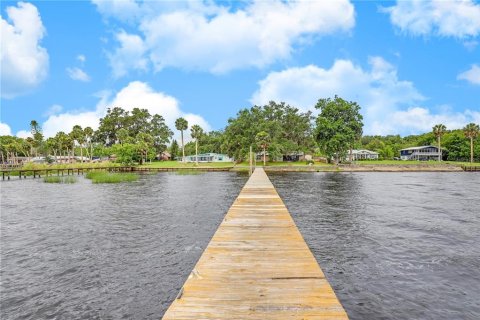 Casa en venta en Crescent City, Florida, 3 dormitorios, 177.63 m2 № 1777230 - foto 3