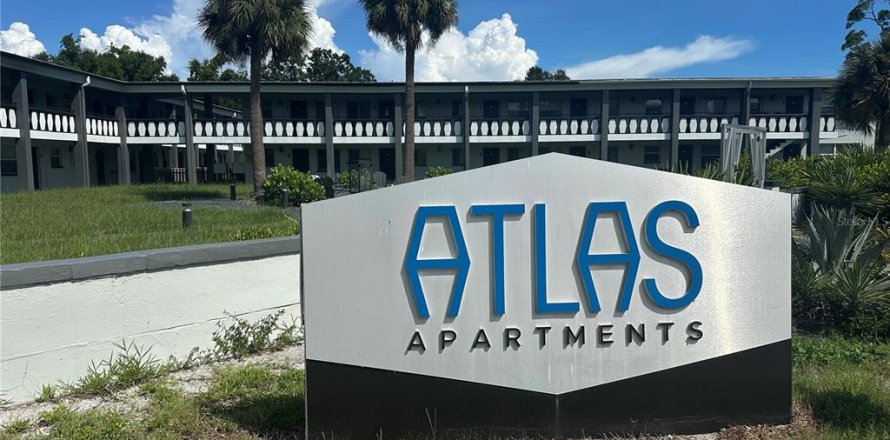 Appartement à Saint Petersburg, Floride 1 chambre, 53.88 m2 № 1888537