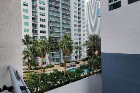 Снять в аренду кондоминиум в Майами, Флорида 1 спальня, 58.06м2, № 2004831 - фото 7