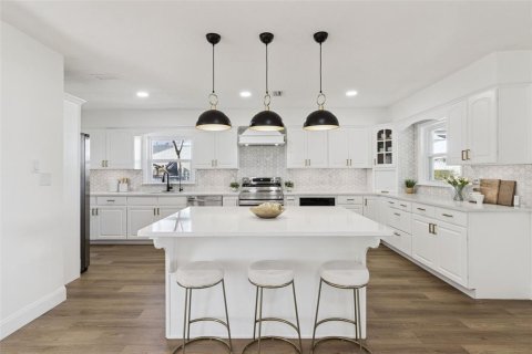 Casa en venta en Auburndale, Florida, 4 dormitorios, 252.69 m2 № 2111642 - foto 20