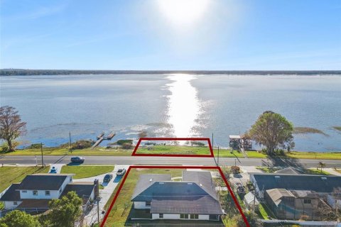 Casa en venta en Auburndale, Florida, 4 dormitorios, 252.69 m2 № 2111642 - foto 2